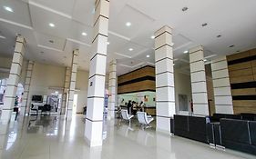 Diroma Exclusive Com piscinas 24 horas todos os dias, ESTE HOTEL TEM A VERDADEIRA ÁGUA MEDICINAL CONTRA DORES NO CORPO Artrite, artrose, osteoporose e fibromialgia Fique livre do estresse com a maior sauna para hotel